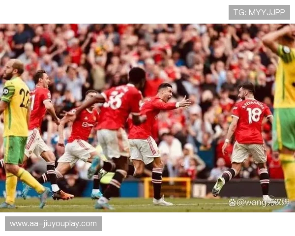 C罗梅开二度，曼联4-1大胜热刺，豪取英超三连胜