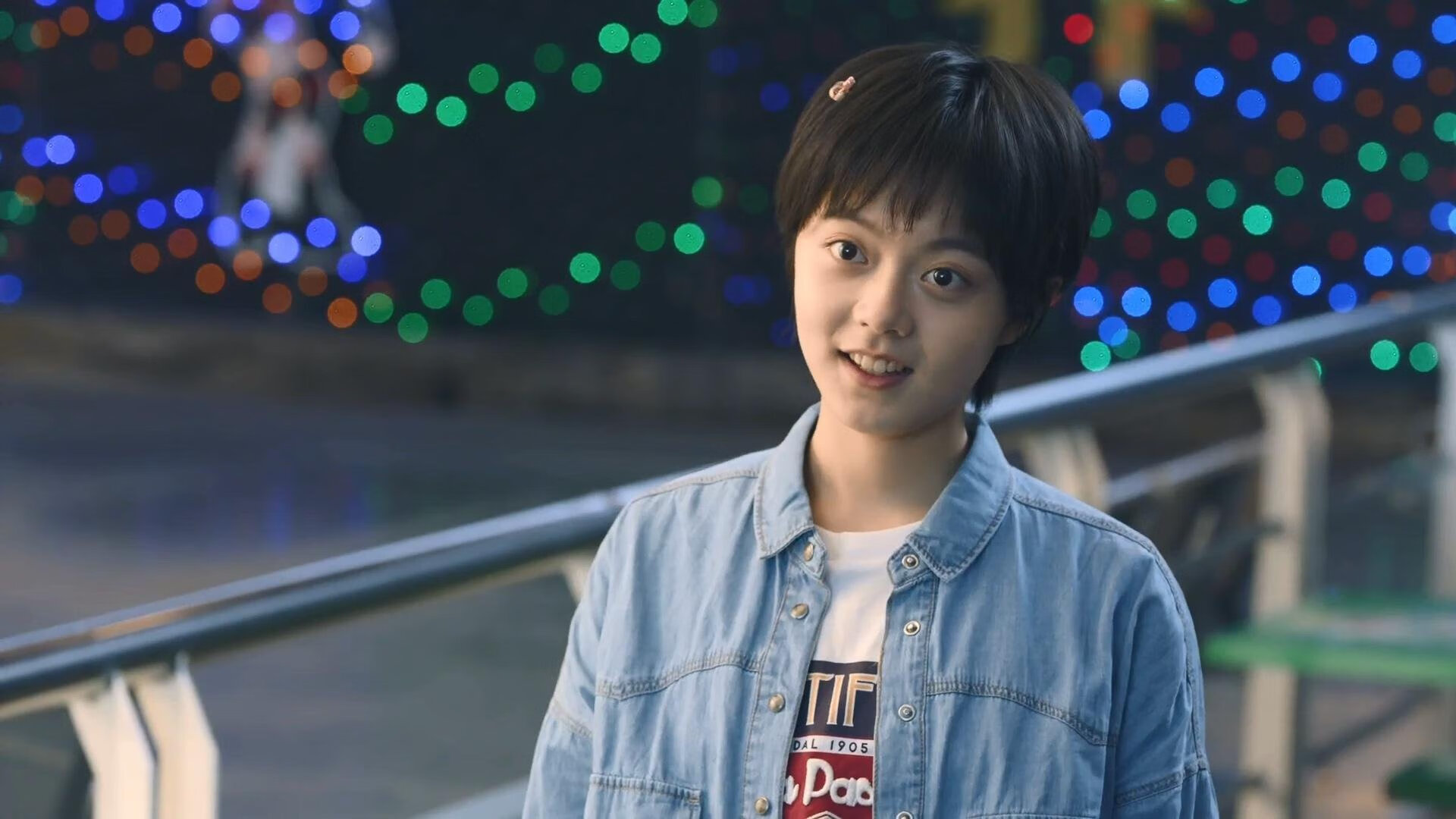 “简阳文体中心:篮球与羽毛球并行,赛事精彩不断”